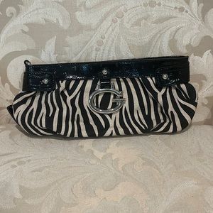 Women’s Guess clutch